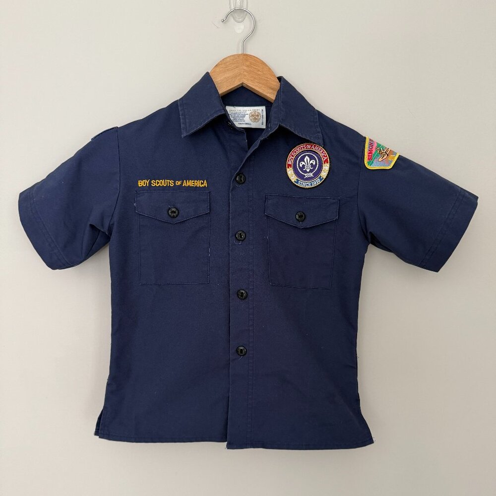 Boy Scouts of America uniform short sleeve shirt, youth small, navy, belt